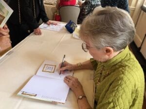 Carolyn Bracken Book Signing Image